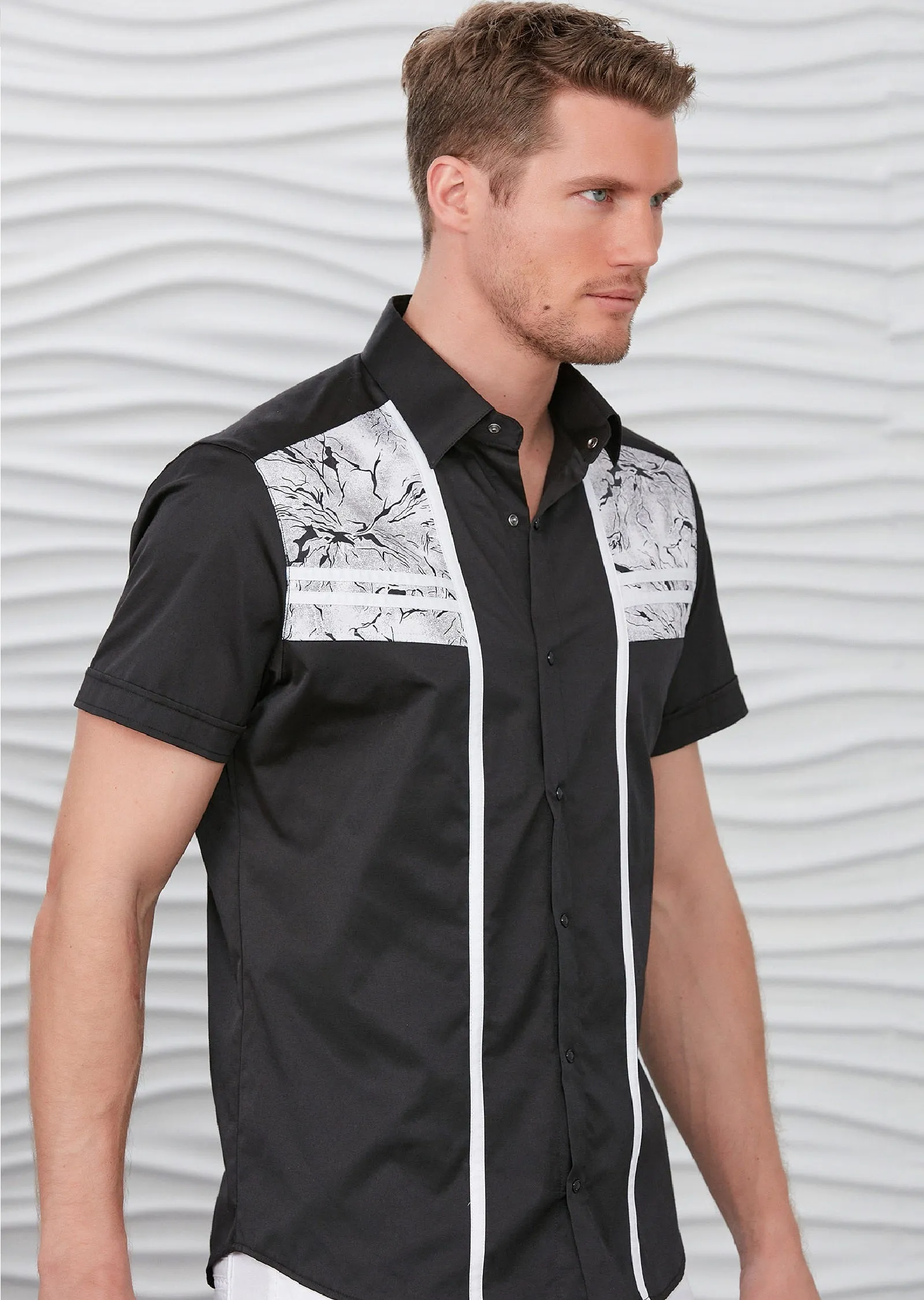 Black Abstract Print Short Sleeve Shirt