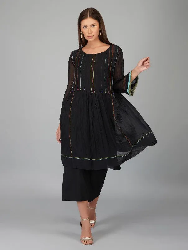 Black Contrast Thread Work Chanderi Pleated Tunic Set (Set of 3)