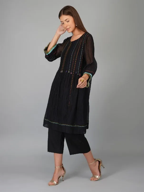 Black Contrast Thread Work Chanderi Pleated Tunic Set (Set of 3)