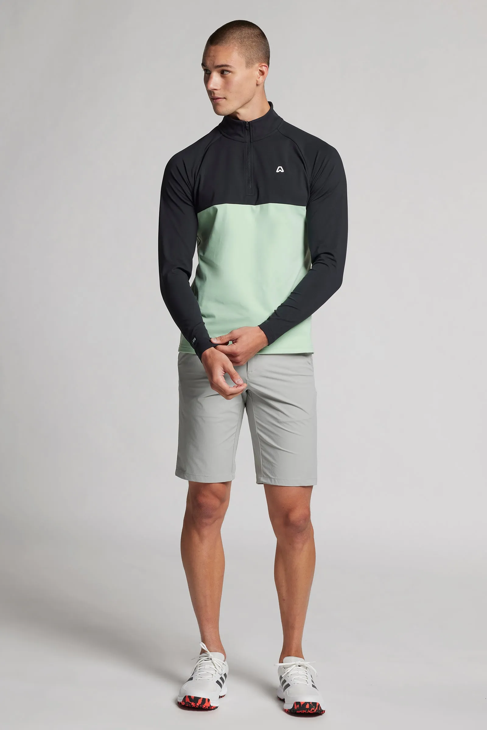 Colour Block 1/4 Zip Top - Putter Black / Putting Green