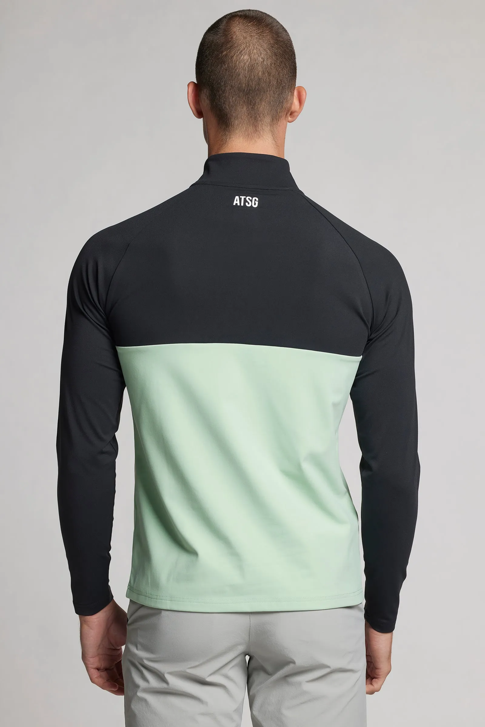 Colour Block 1/4 Zip Top - Putter Black / Putting Green