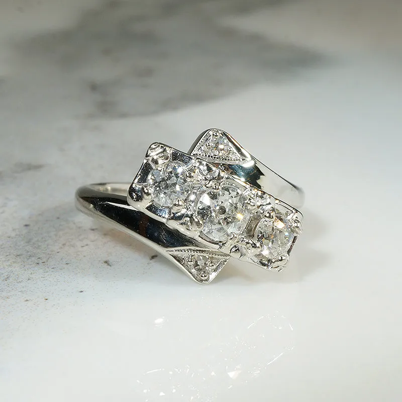 Dynamic Retro Diamond & White Gold Ring