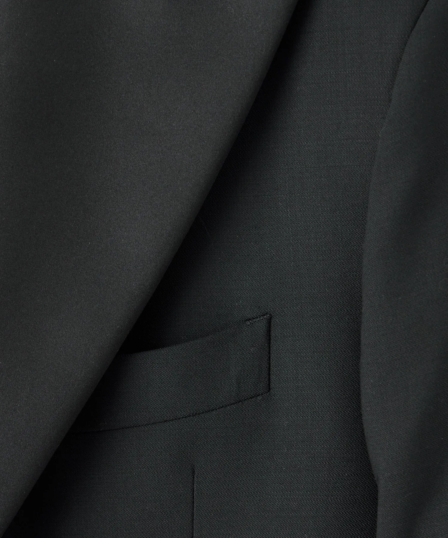 Italian Linen Shawl Collar Tuxedo Jacket in Black