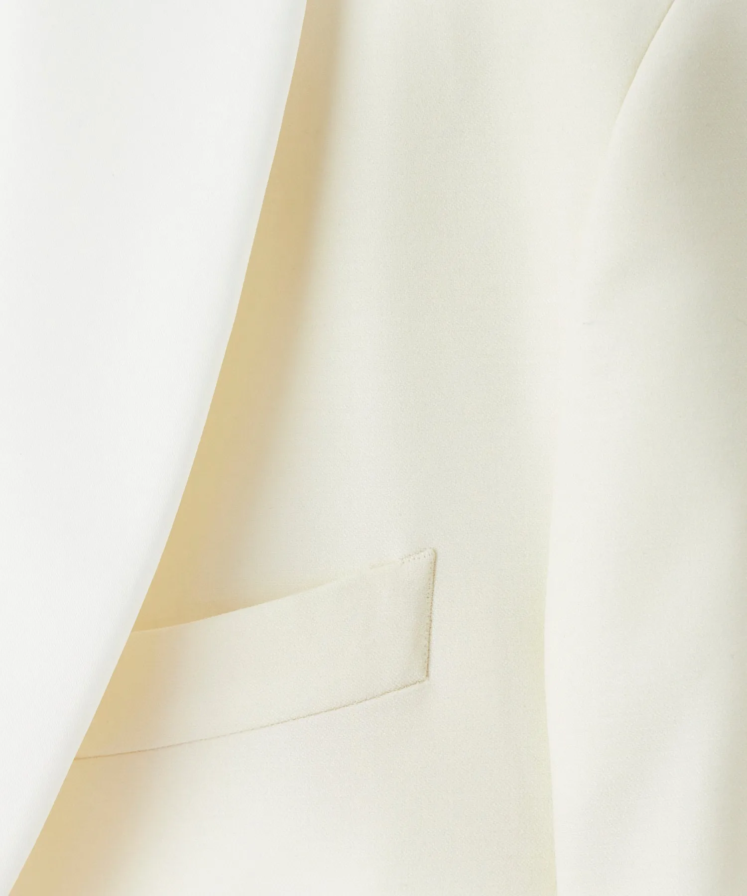 Italian Shawl Collar Tuxedo in Ivory