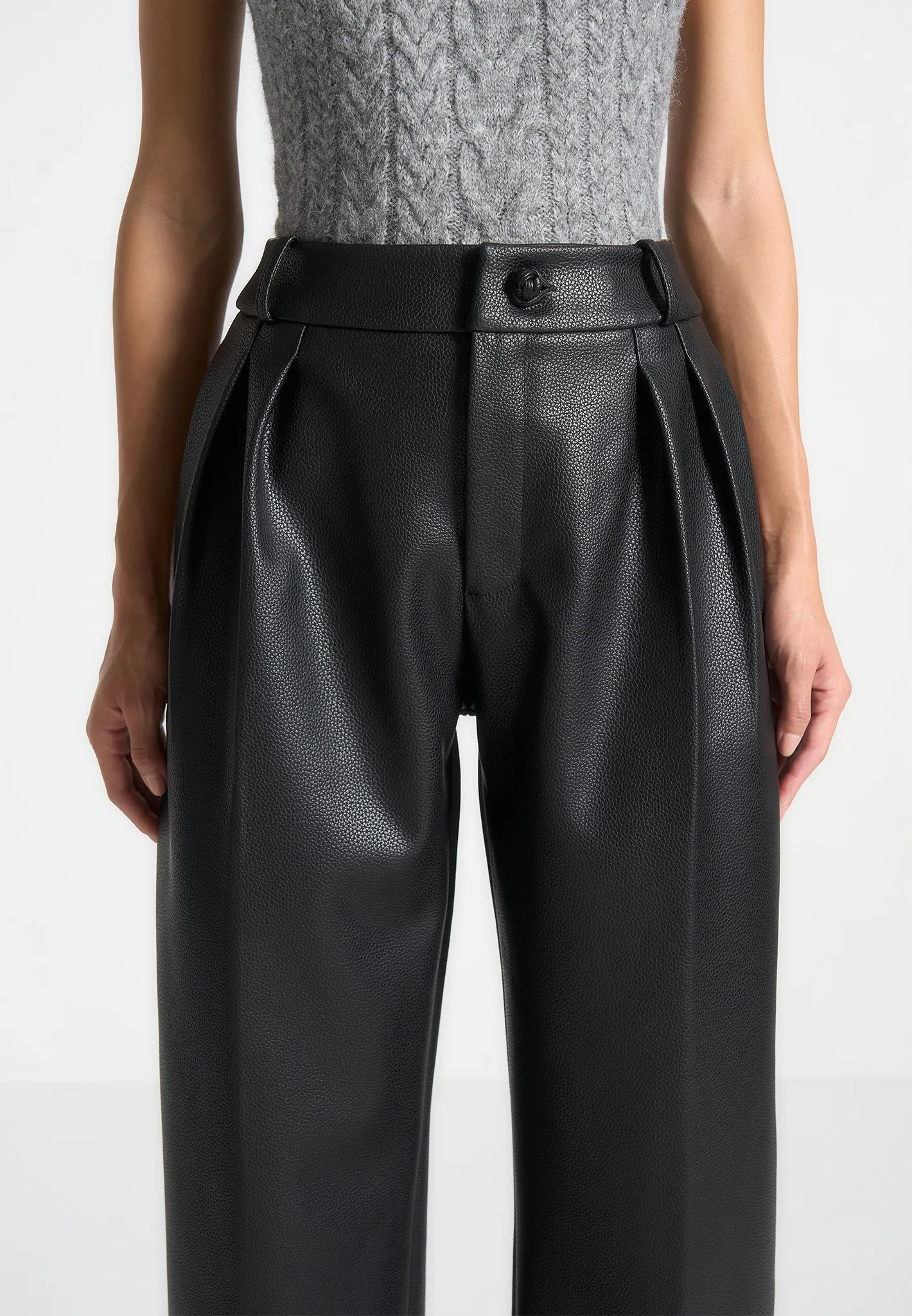 Pebbled Leather Pleated Stacked Trousers - Black