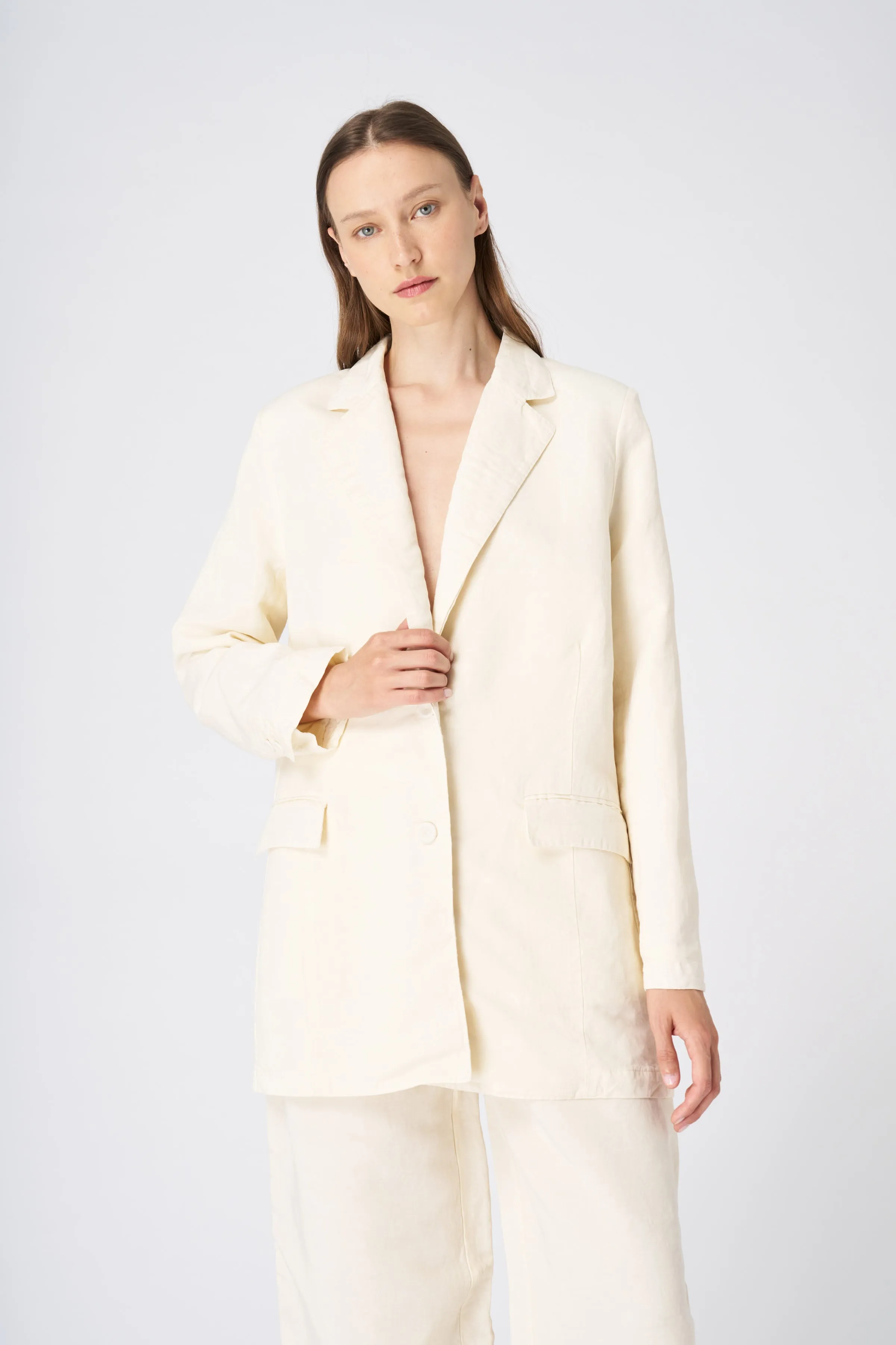 Tailored Linen Blazer