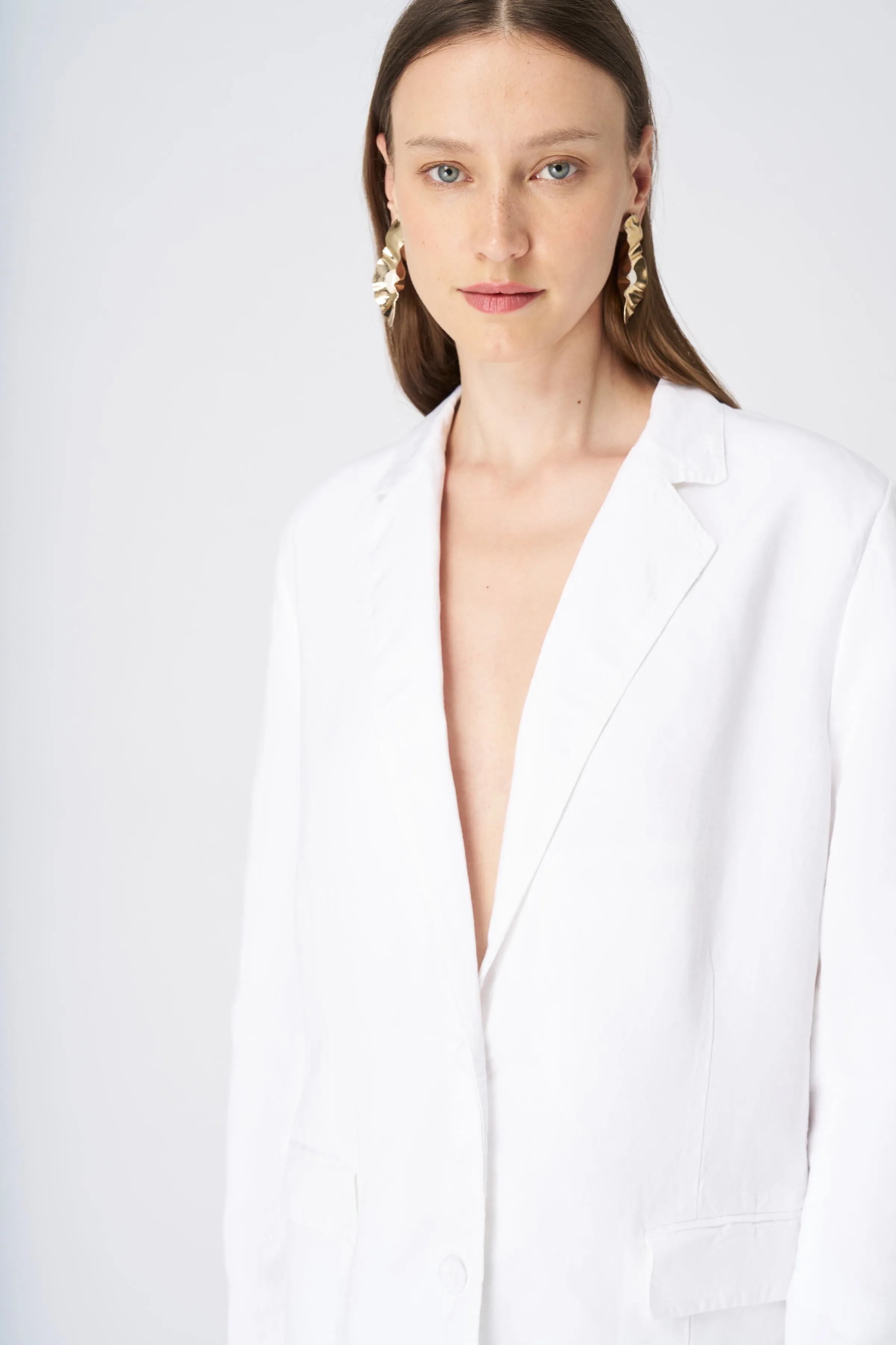 Tailored Linen Blazer