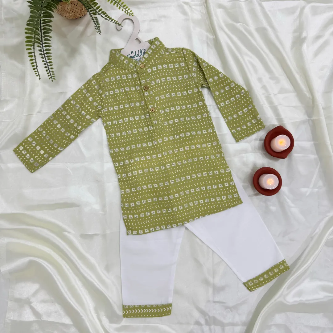 Ven Neelam - Full Sleeve Kurta Pyjama Set