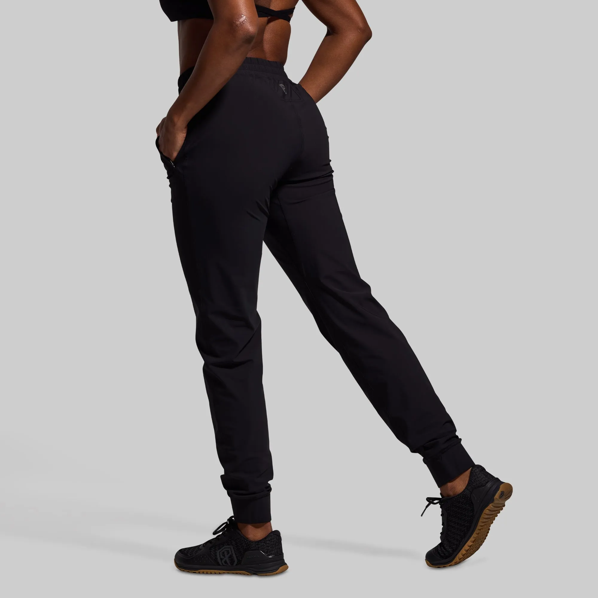 Women's Performance Jogger (Black)